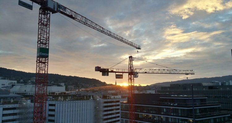 Sunset Crane Photography Going Viral